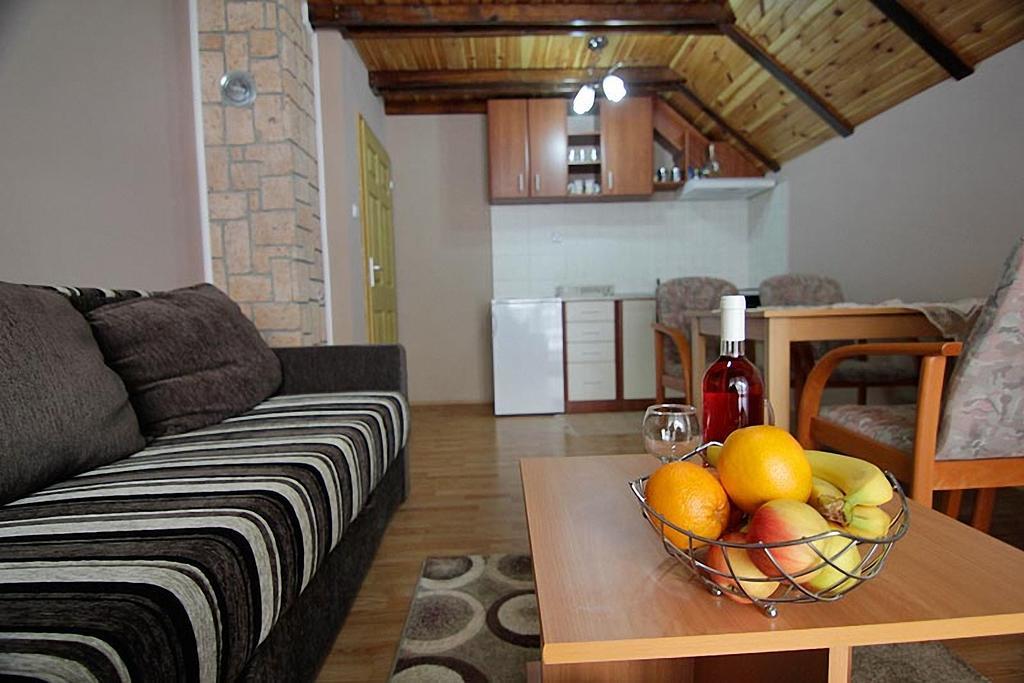 Apartments Andric Kaludjerske Bare Cameră foto